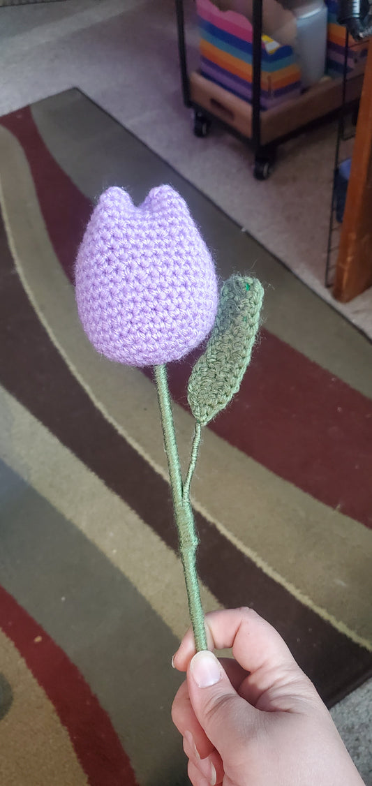 Crochet-Amigurimi Purple Tuilip